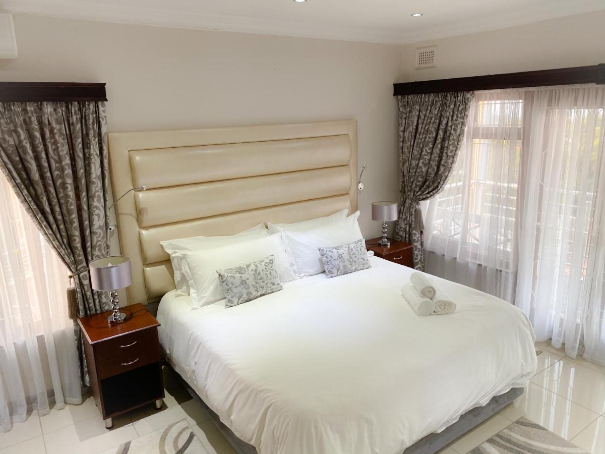 The Meritus Guest House Westville Exterior foto
